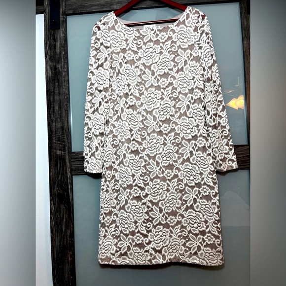 Eliza J Dresses & Skirts - Eliza J Champagne Sparkly Shift Dress Women's Size 14 Lace Long Sleeves Floral